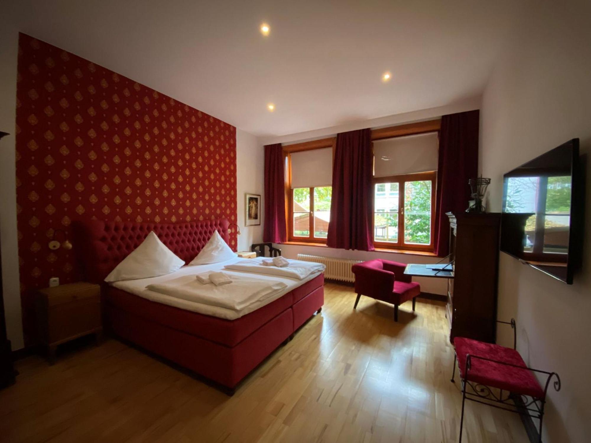 Avalon Bed & Breakfast Themen/- Nichtraucherhotel Ганновер Экстерьер фото