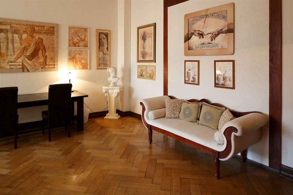 Avalon Bed & Breakfast Themen/- Nichtraucherhotel Ганновер Экстерьер фото